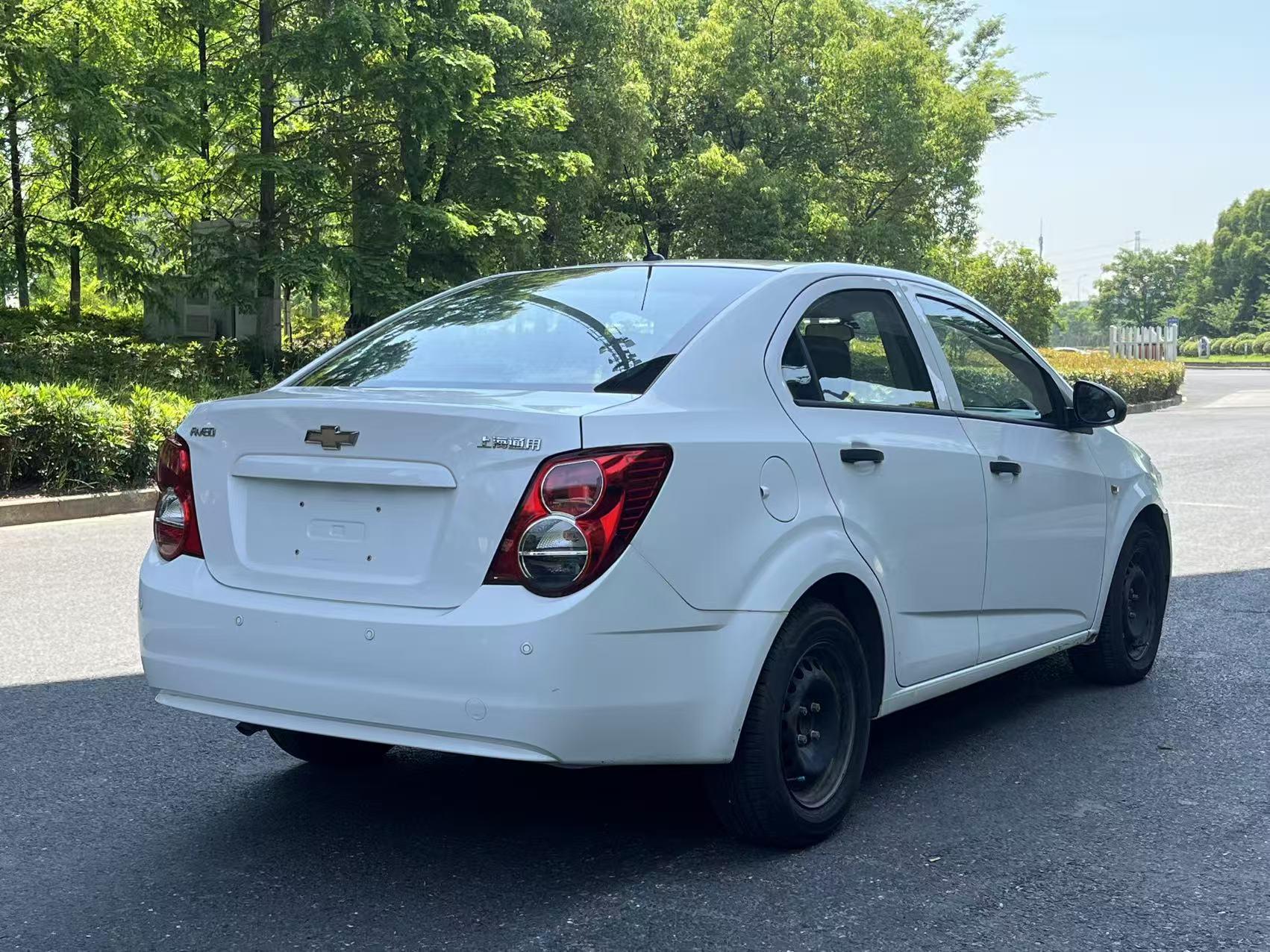 Chevrolet Aveo 2014 thumb 4