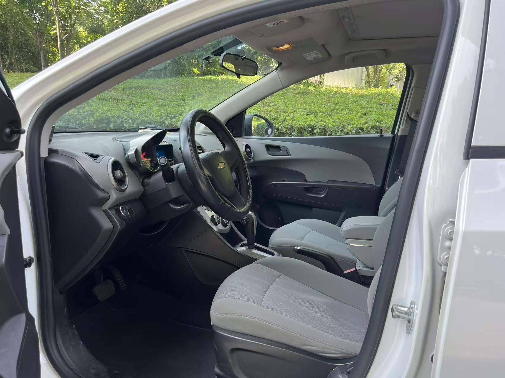 Chevrolet Aveo 2014 thumb 8