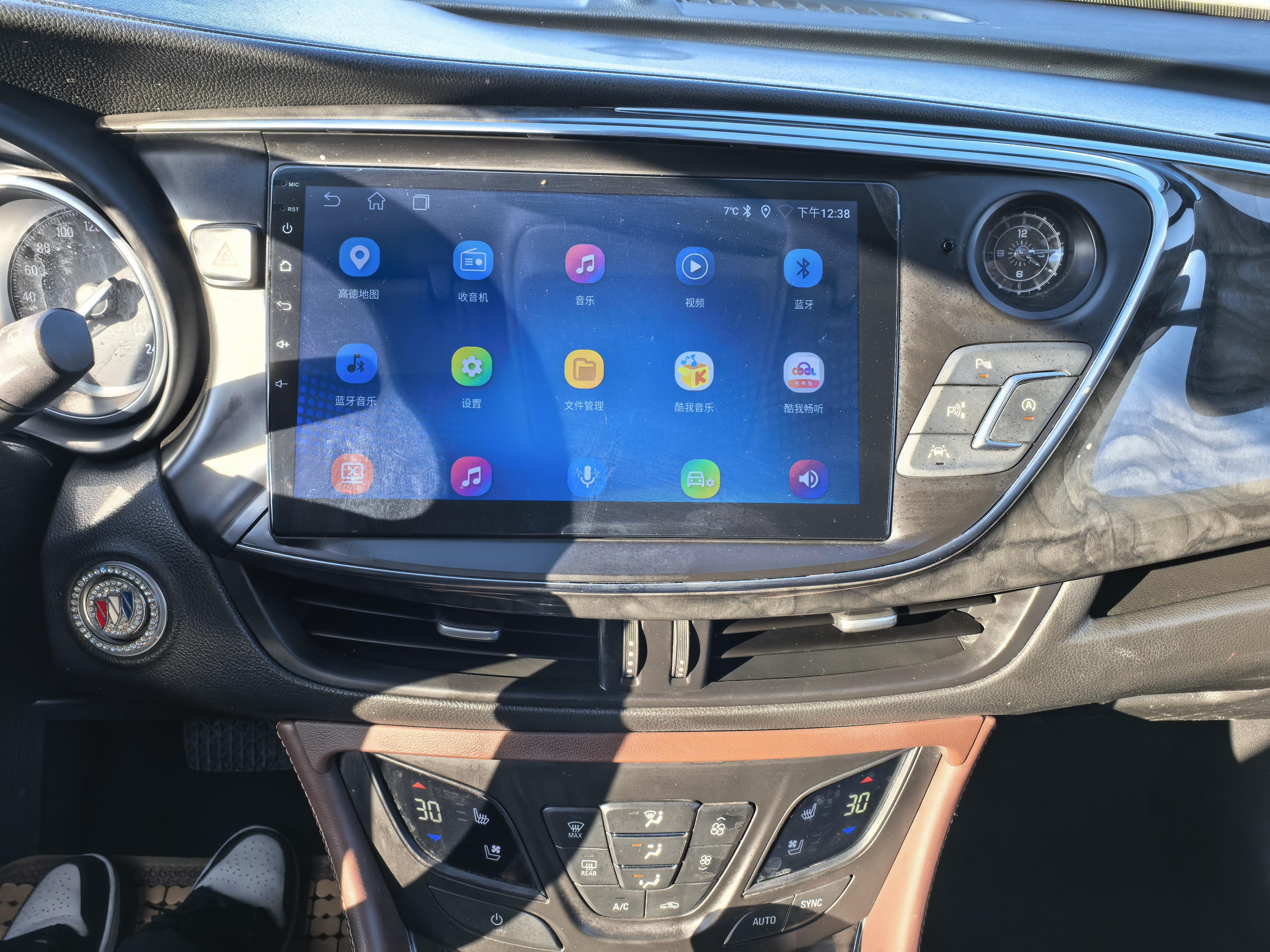 Buick Envision 2015 thumb 6