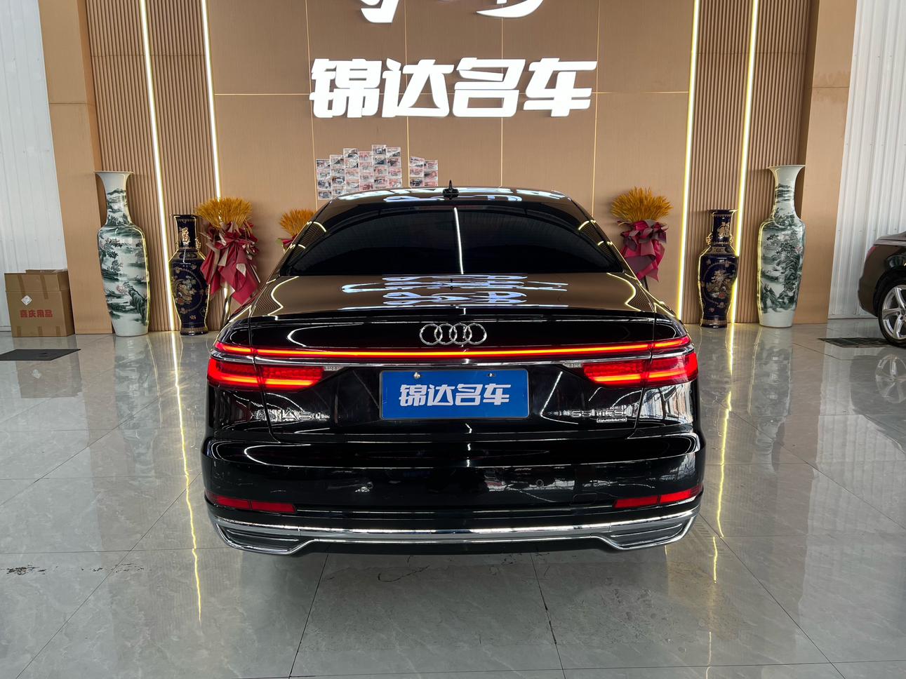 Audi A8 2019 thumb 3