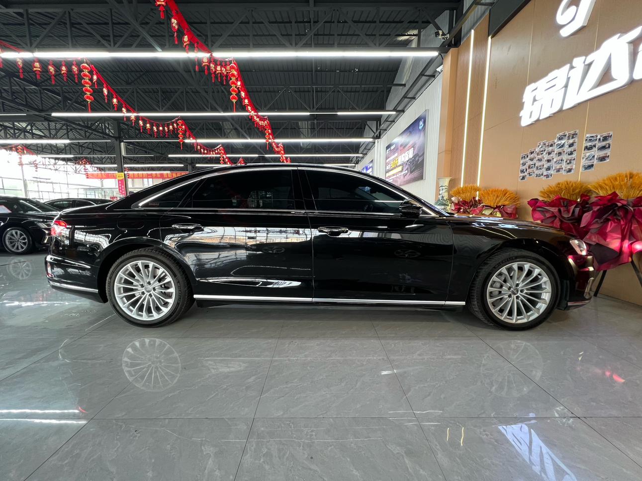 Audi A8 2019 thumb 5