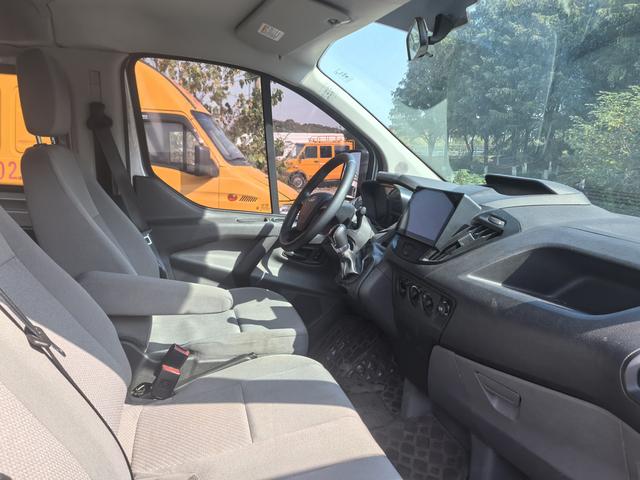 Ford Transit 2021 thumb 9