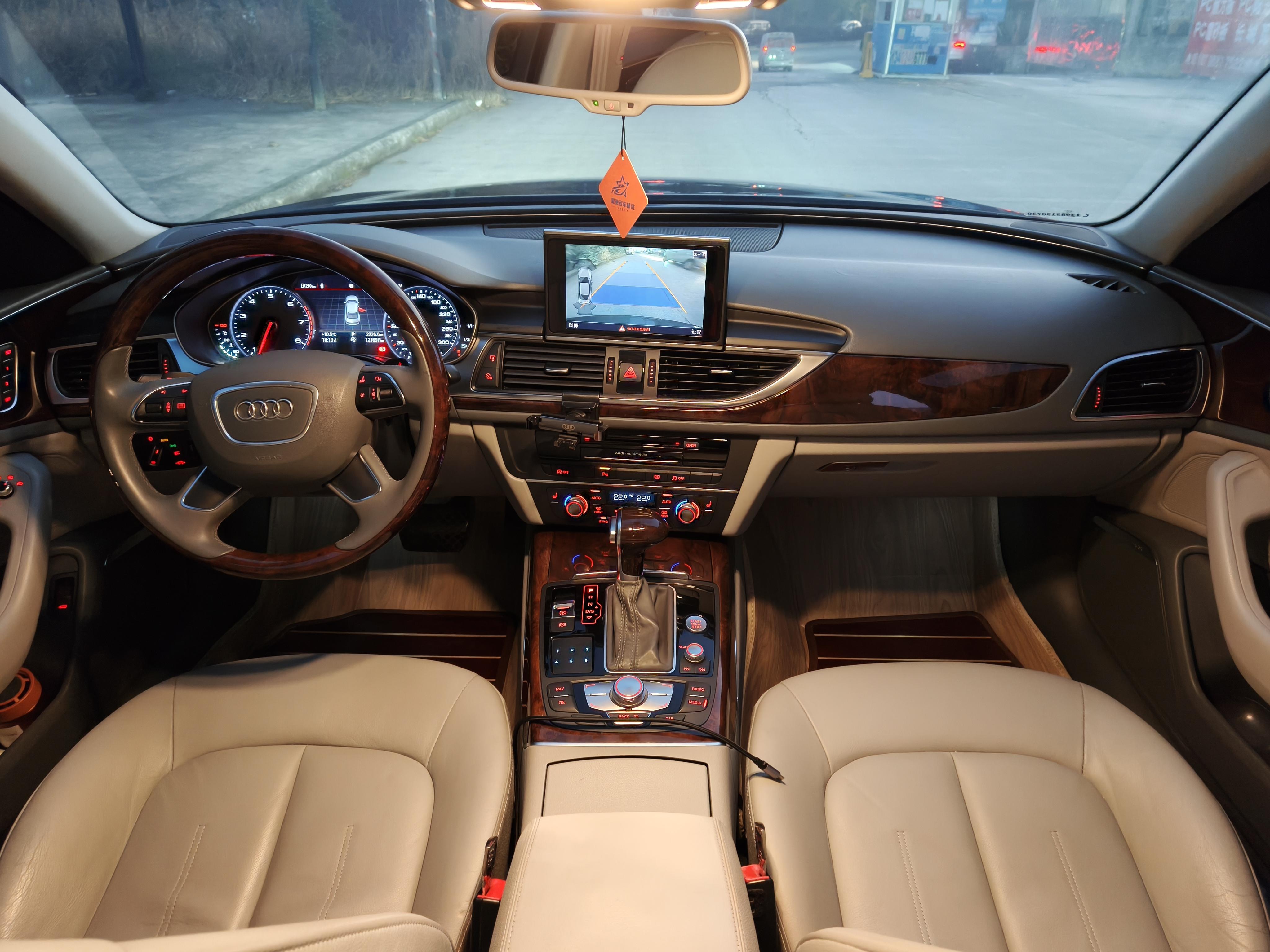 Audi A6 2013 thumb 6