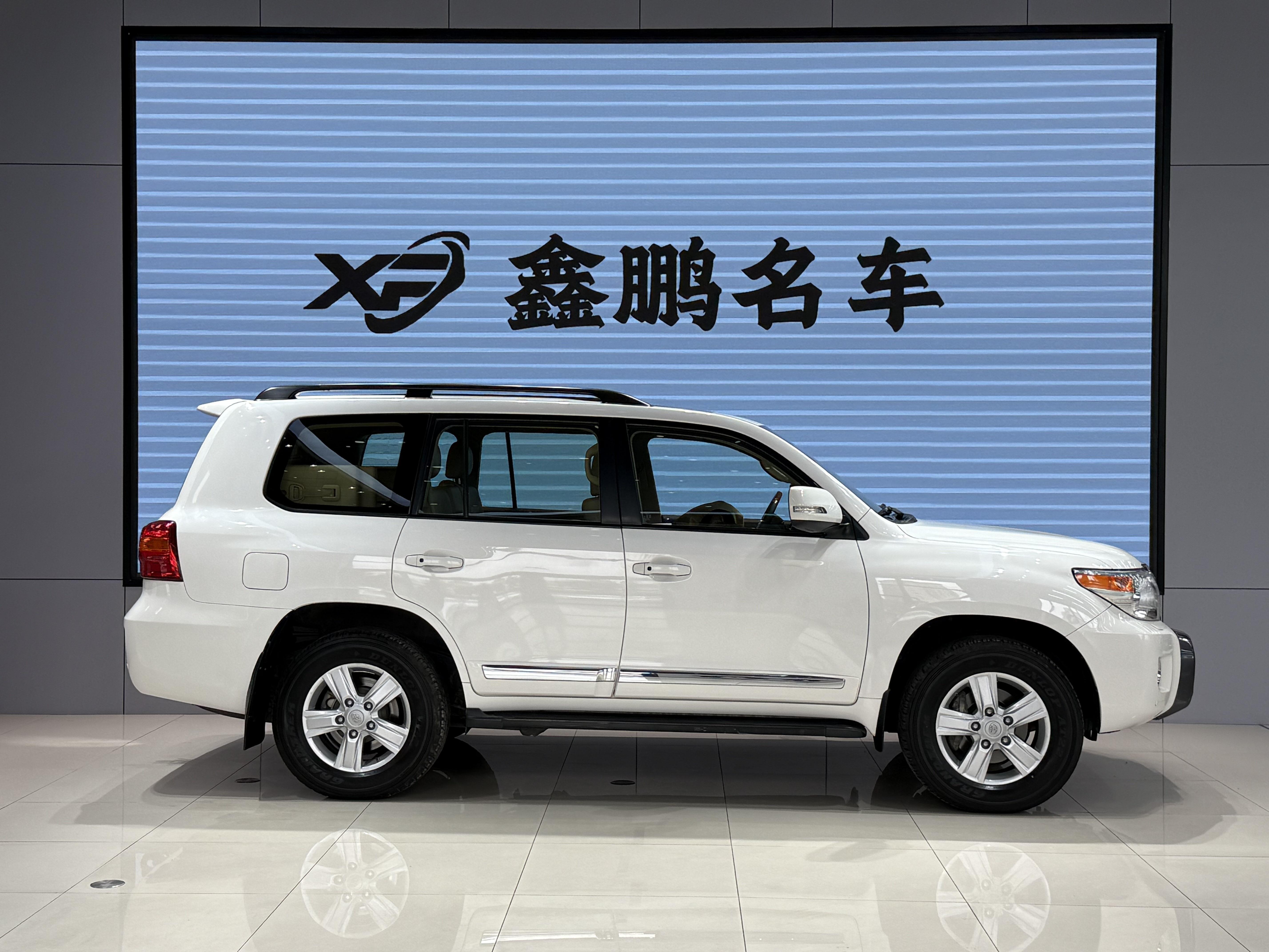 Toyota Land Cruiser 2018 thumb 6