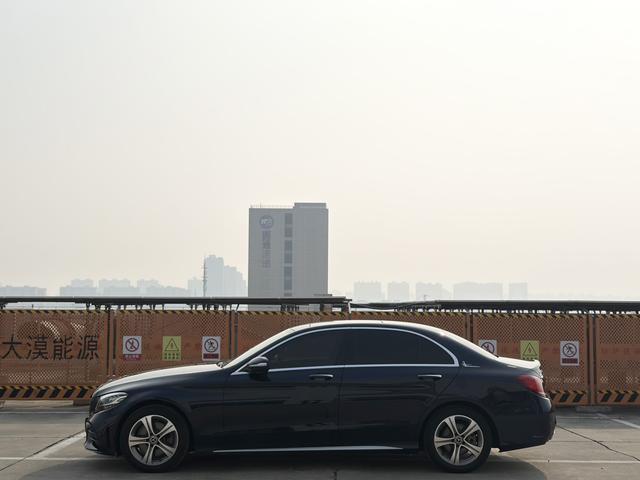 Mercedes-Benz C-Class 2020 thumb 5