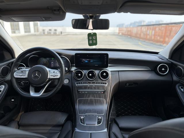 Mercedes-Benz C-Class 2020 thumb 9