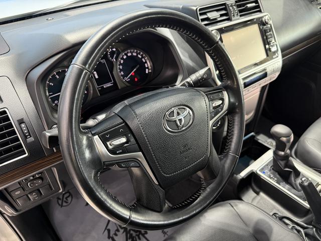 Toyota Land Cruiser Prado 2019 thumb 6