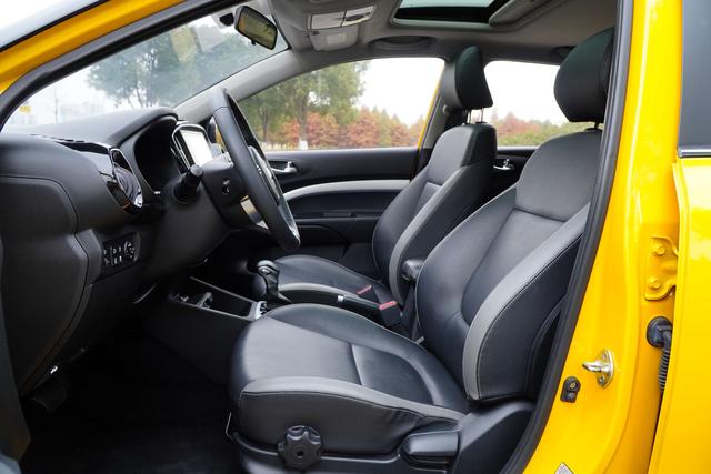 Kia Stonic 2019 thumb 2