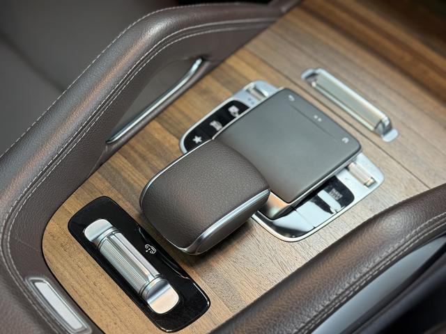 Mercedes-Benz GLS 2020 thumb 10