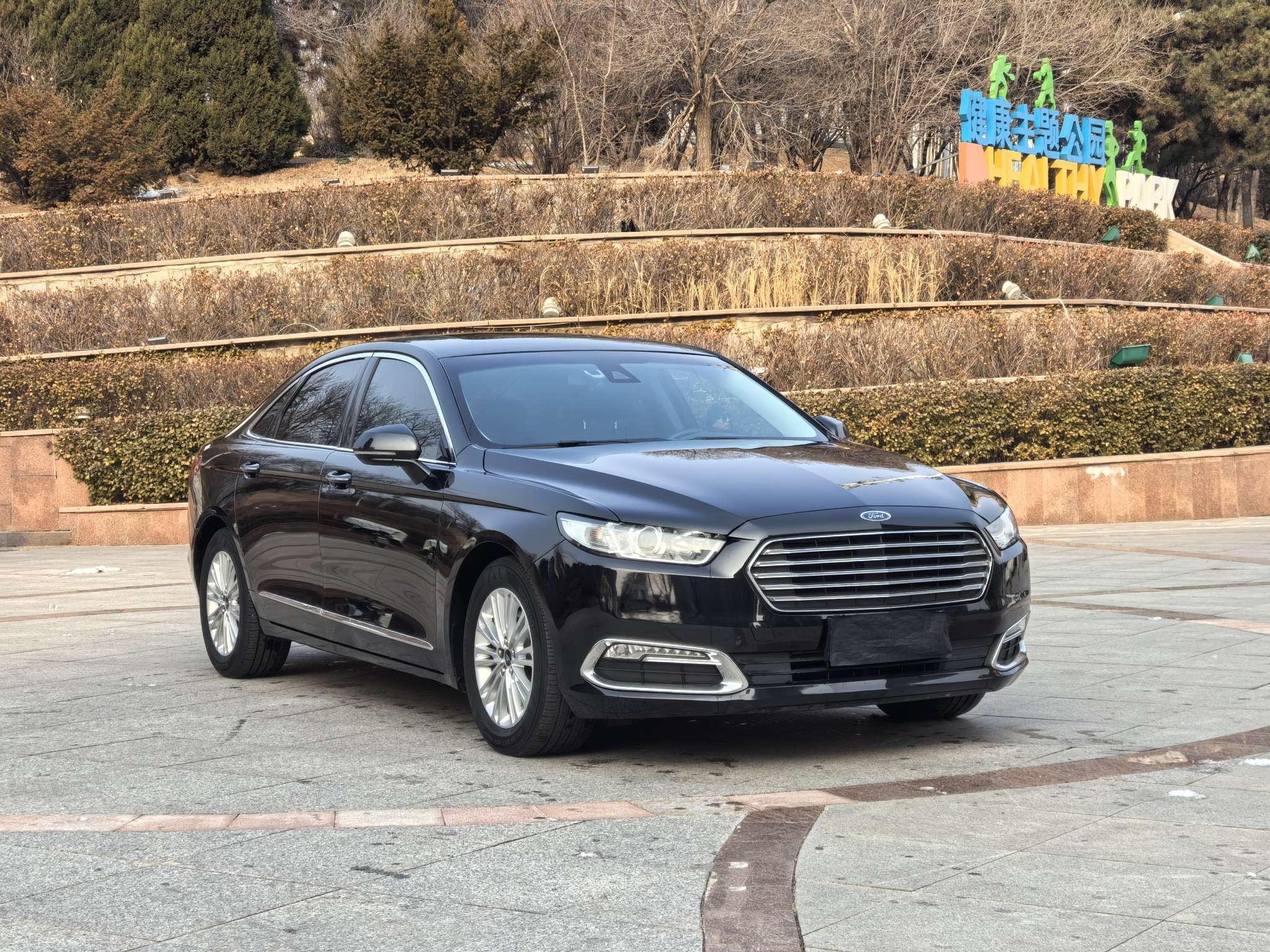 Ford Taurus 2016 thumb 12