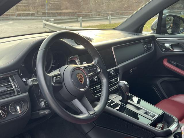 Porsche Macan 2023 thumb 7