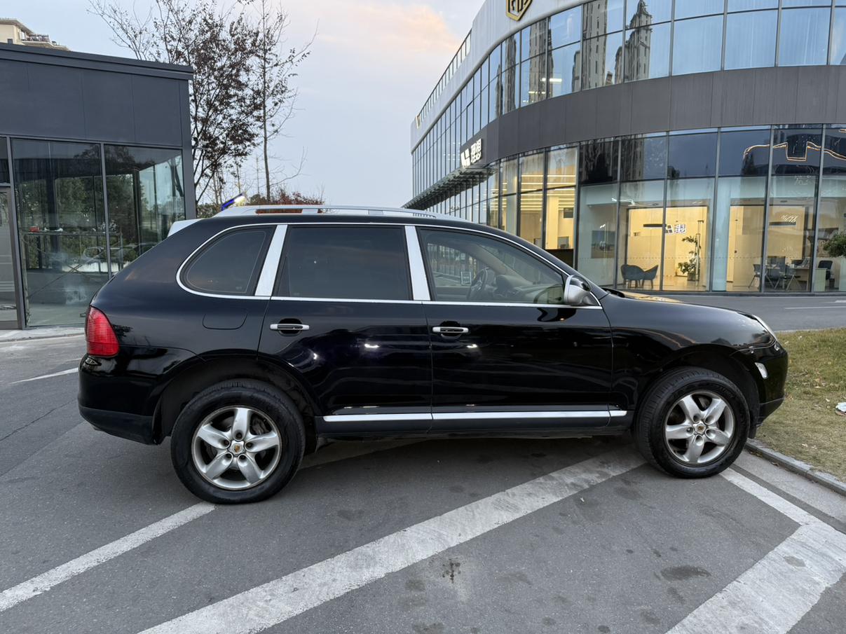 Porsche Cayenne 2006 thumb 4