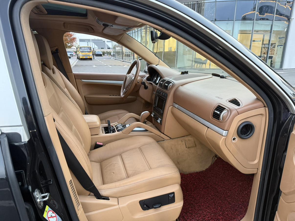 Porsche Cayenne 2006 thumb 8