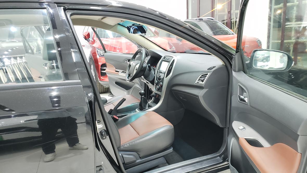 BYD F3 2016 thumb 11