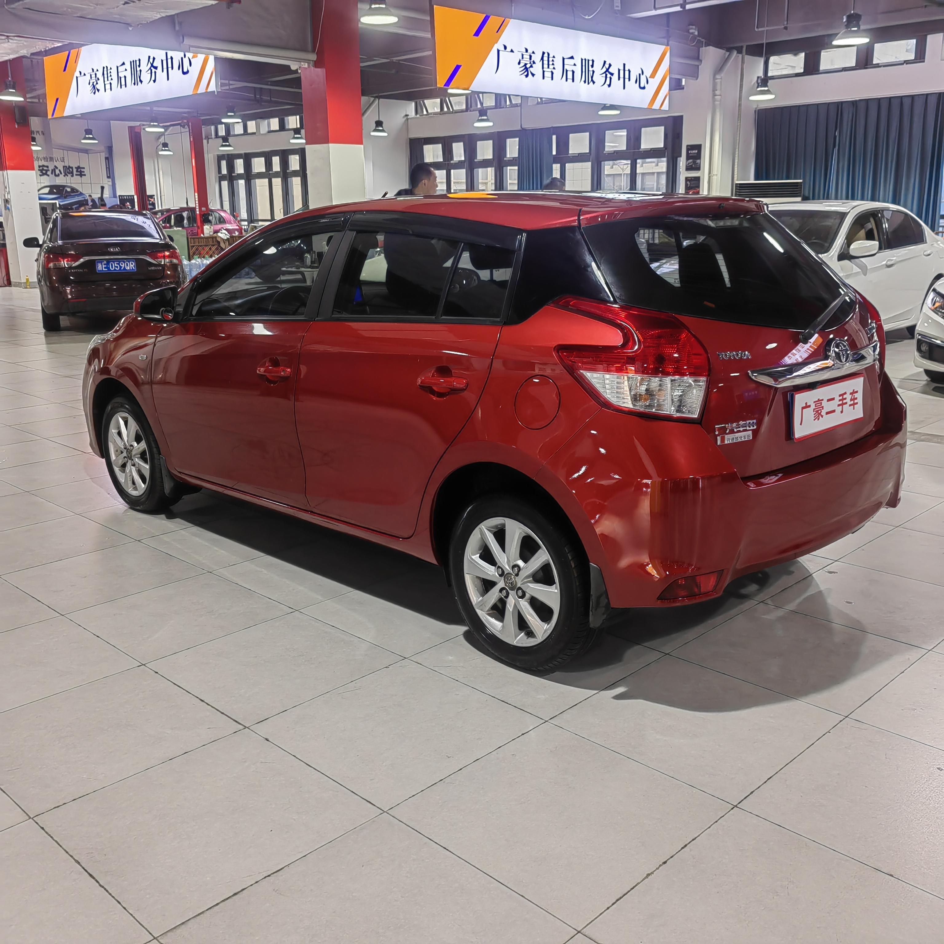 Toyota Yaris 2014 thumb 2