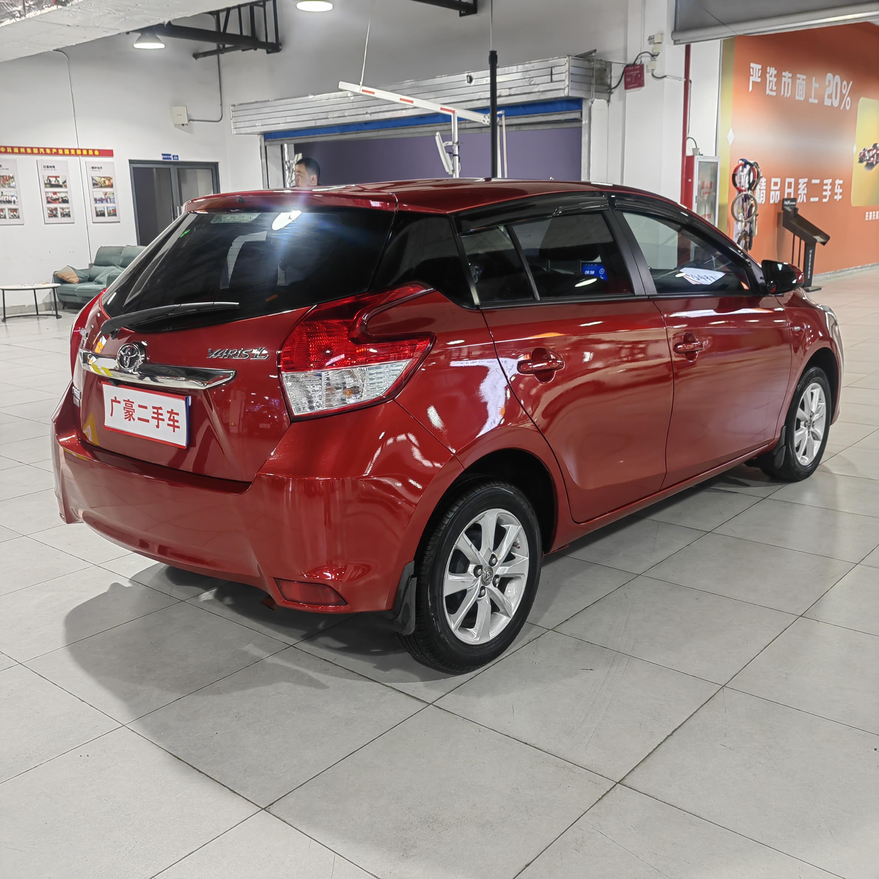 Toyota Yaris 2014 thumb 4