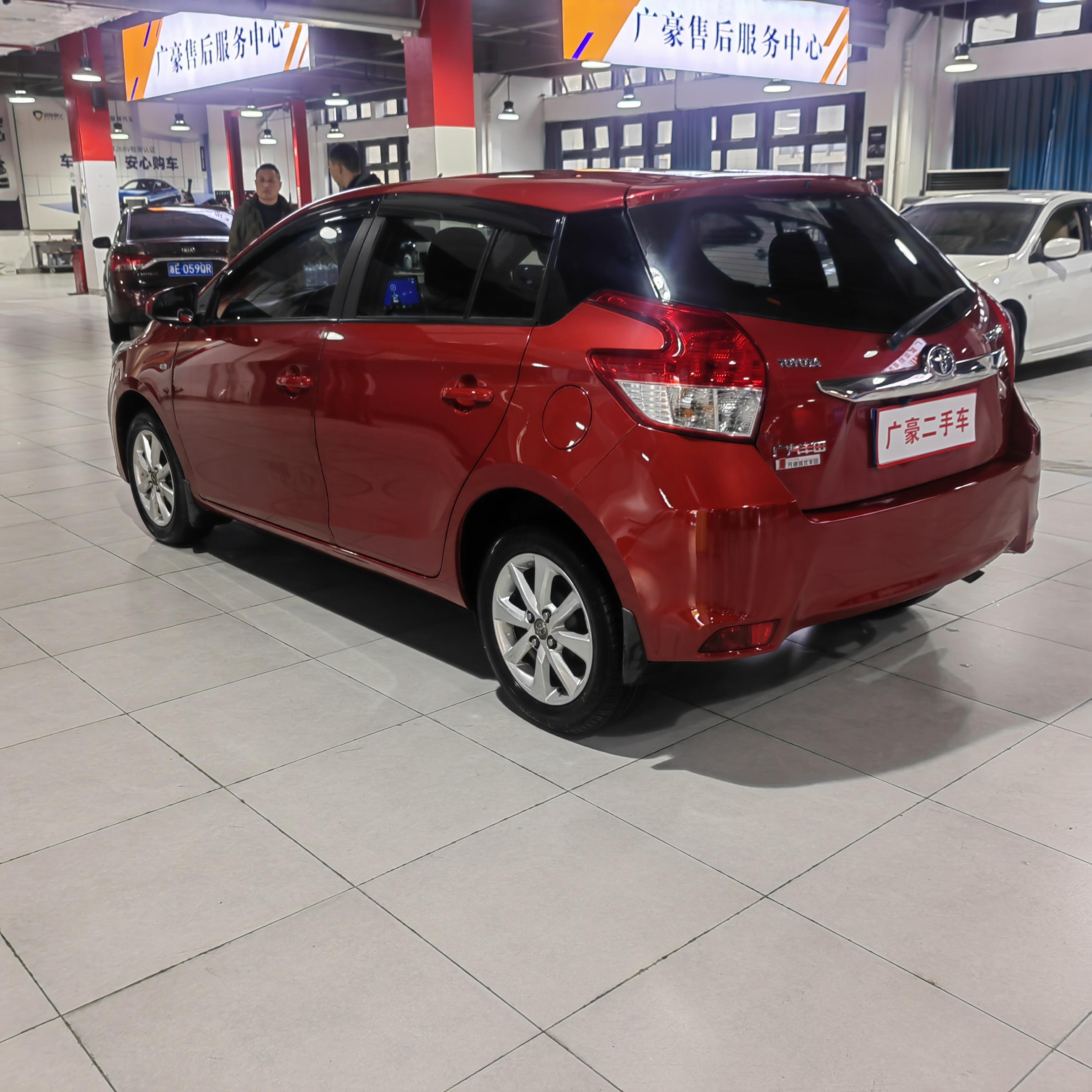 Toyota Yaris 2014 thumb 5