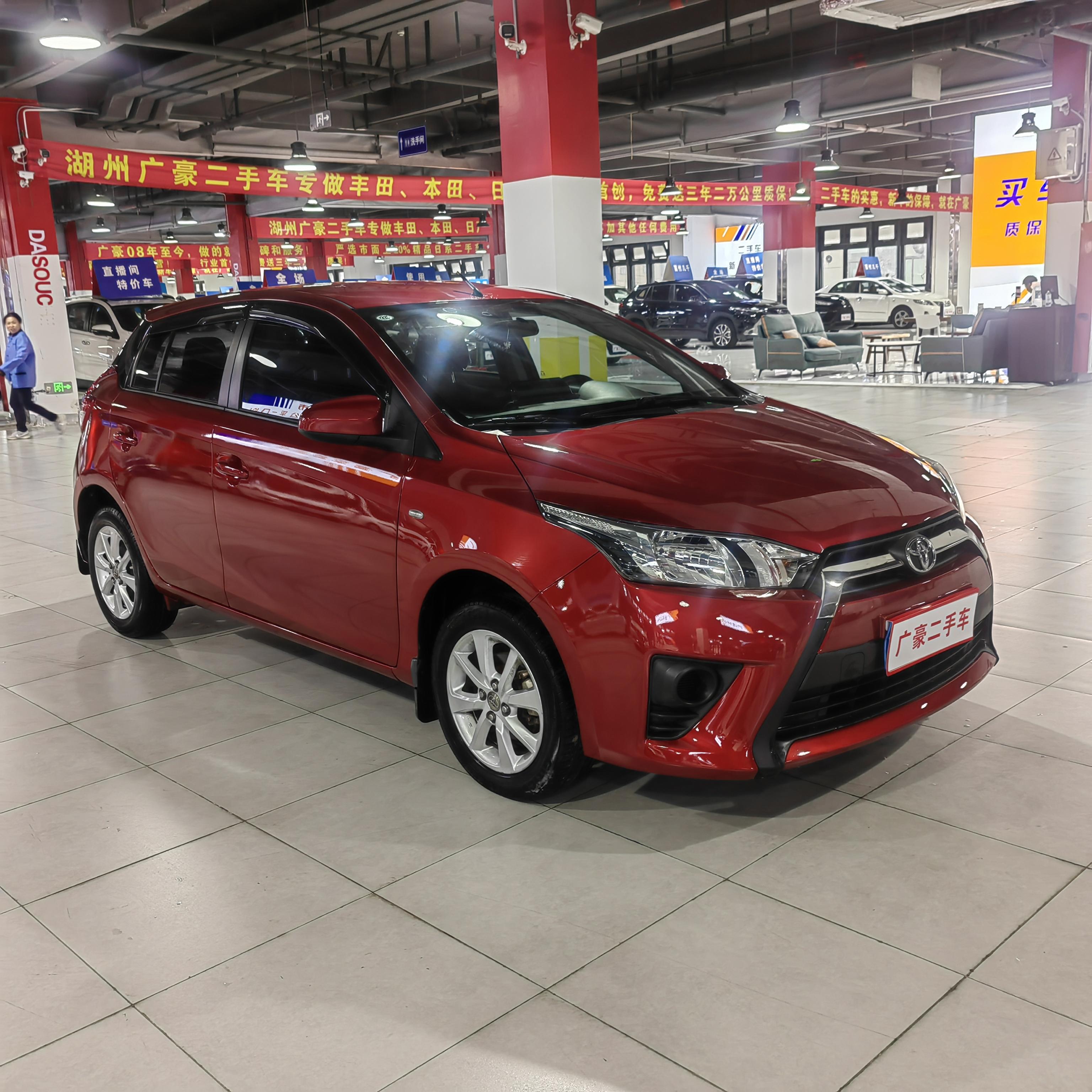 Toyota Yaris 2014 thumb 10