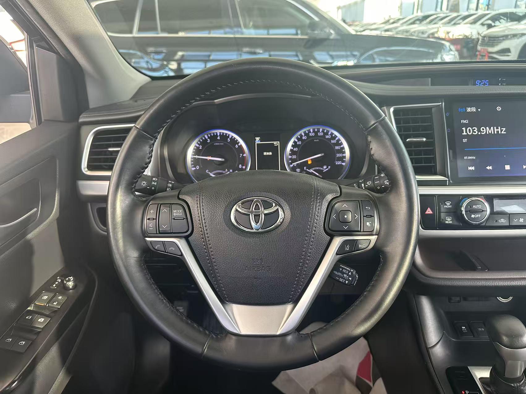 Toyota Highlander 2020 thumb 7