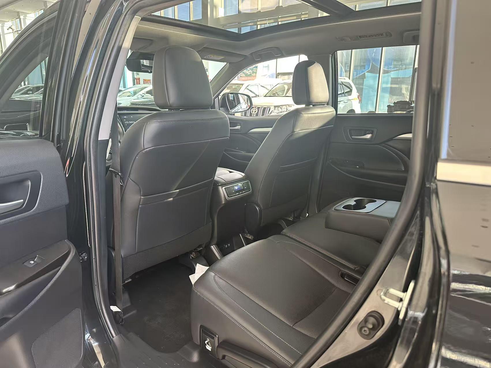 Toyota Highlander 2020 thumb 8