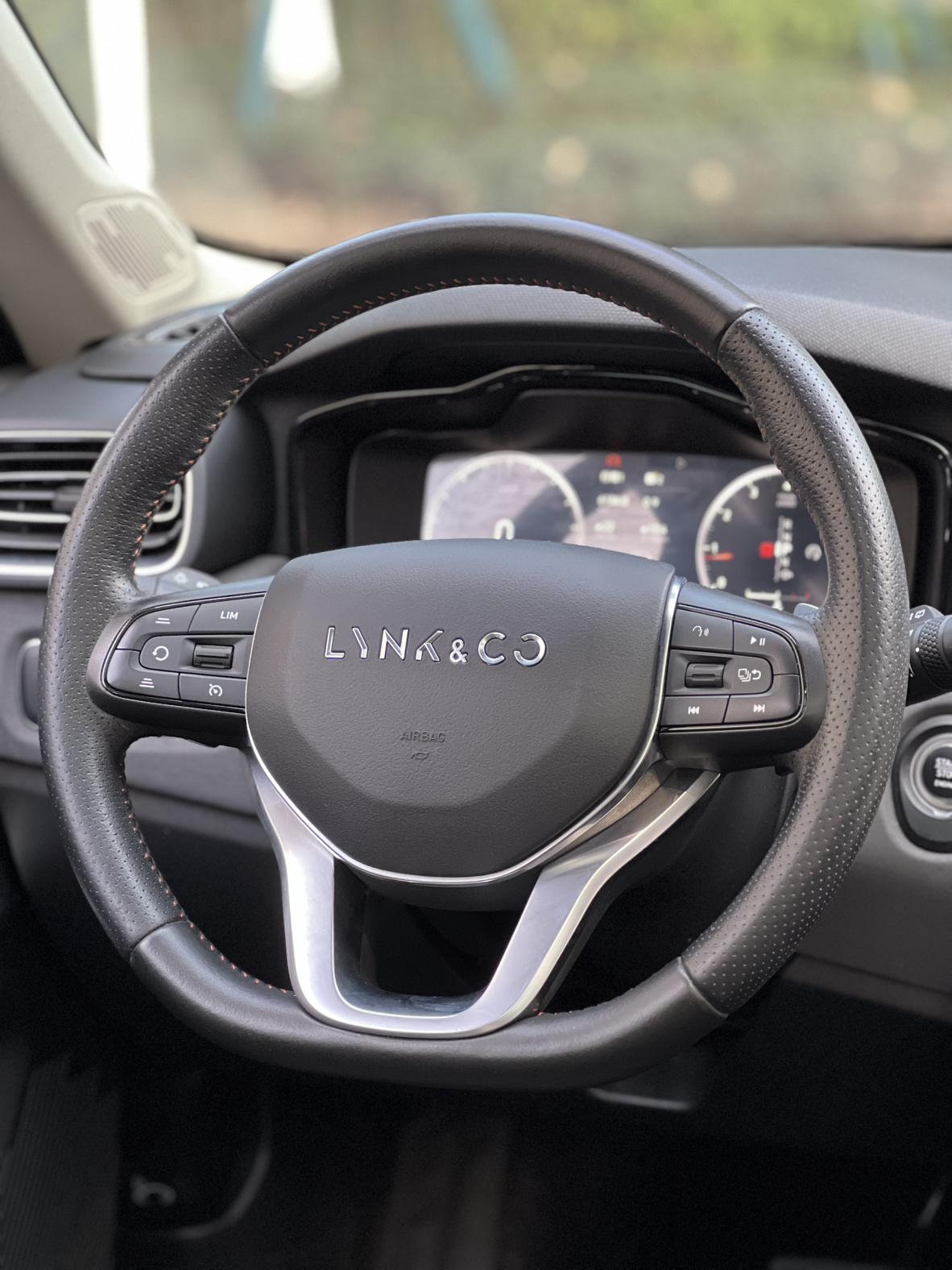 Lynk & Co 02 2020 thumb 7