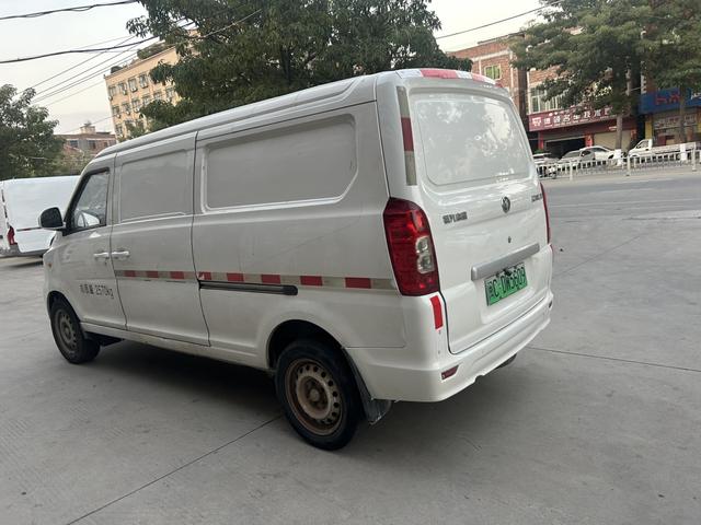 Xinlongma M70 EV 2020 thumb 4