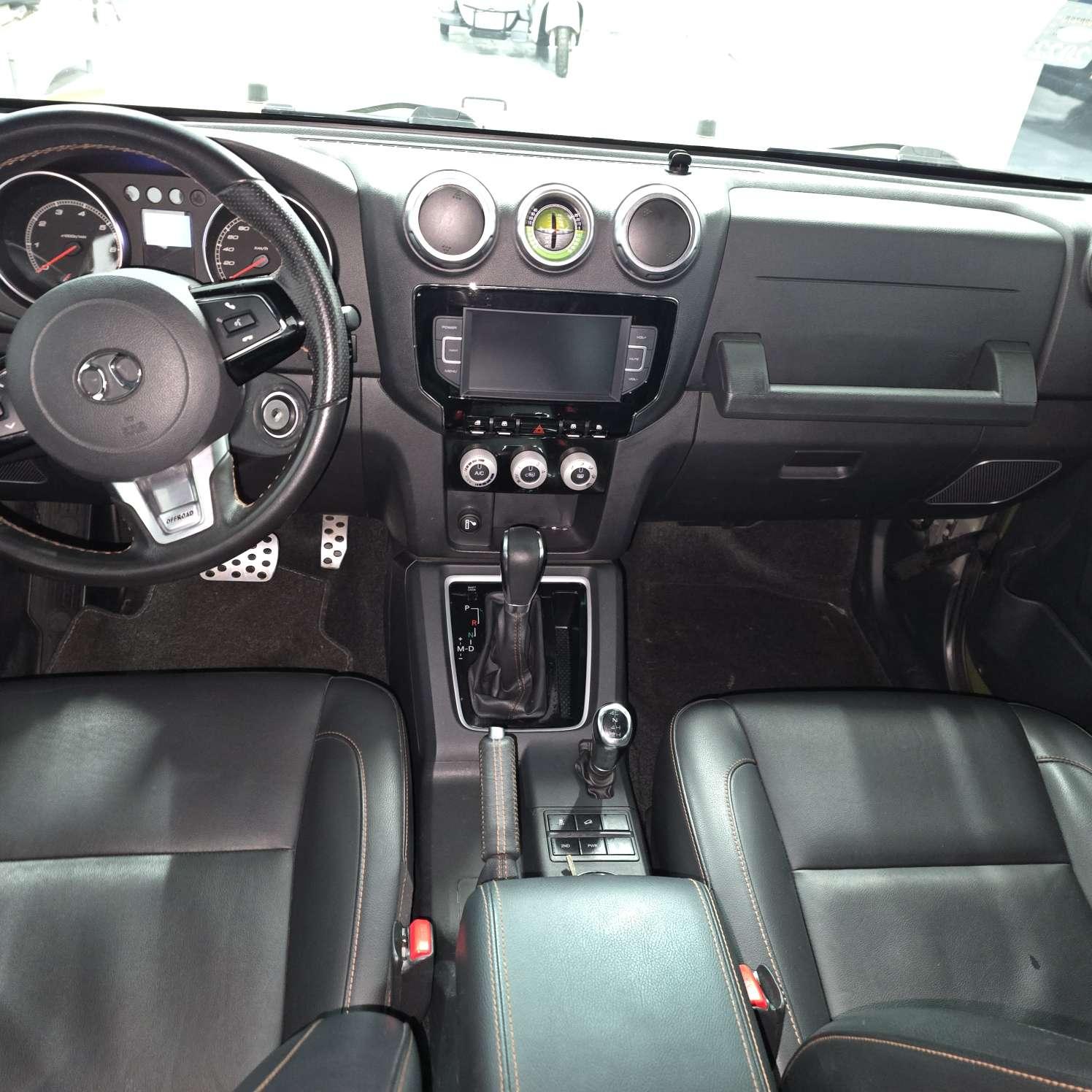 BJ 40 2018 thumb 5