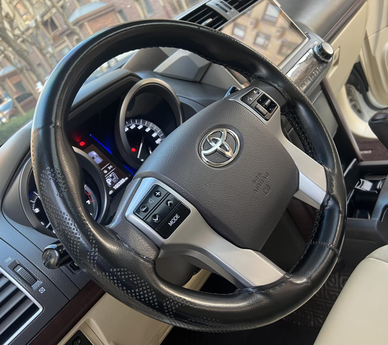 Toyota Land Cruiser Prado 2017 thumb 4