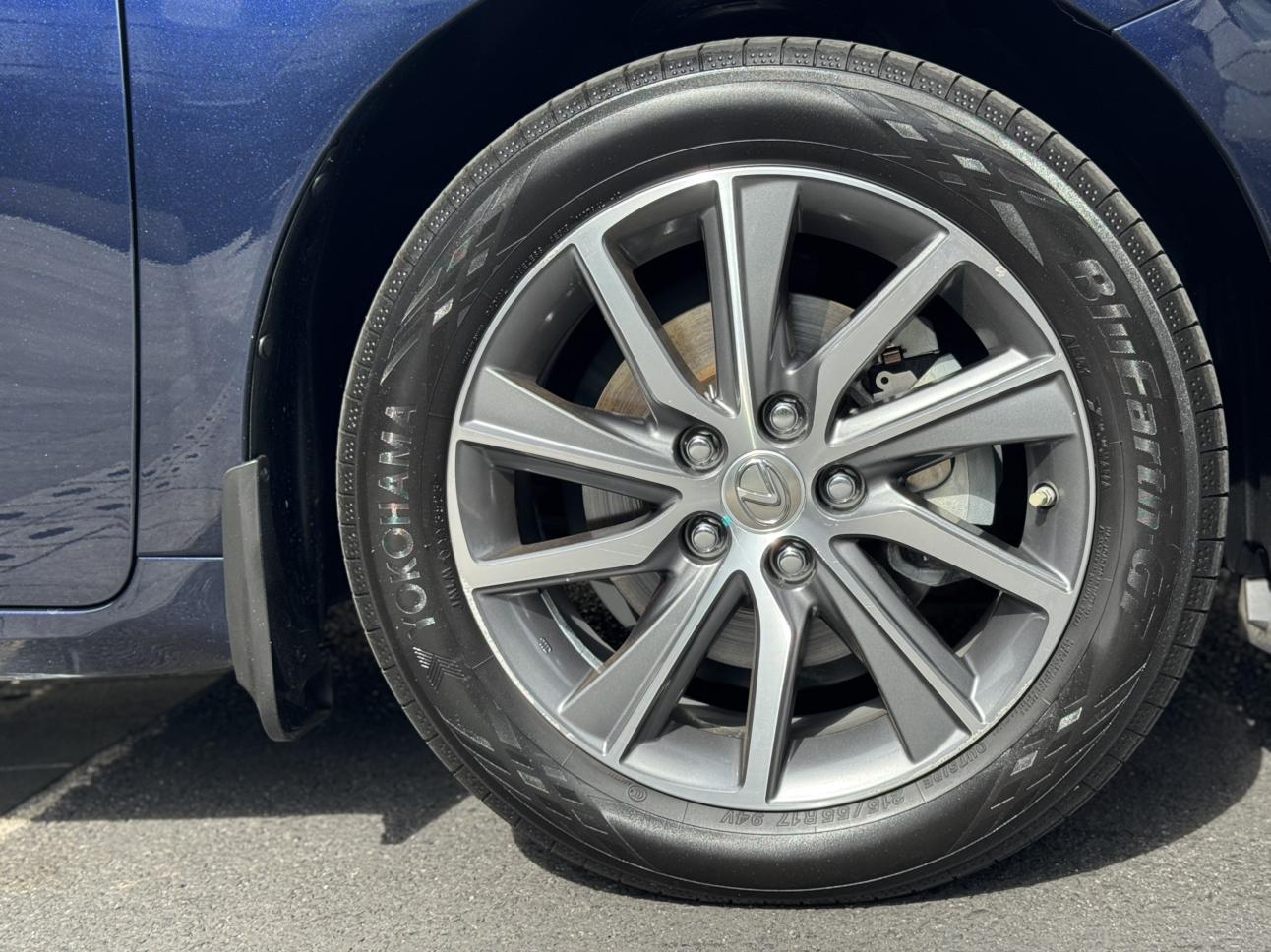 Lexus ES 2018 thumb 9
