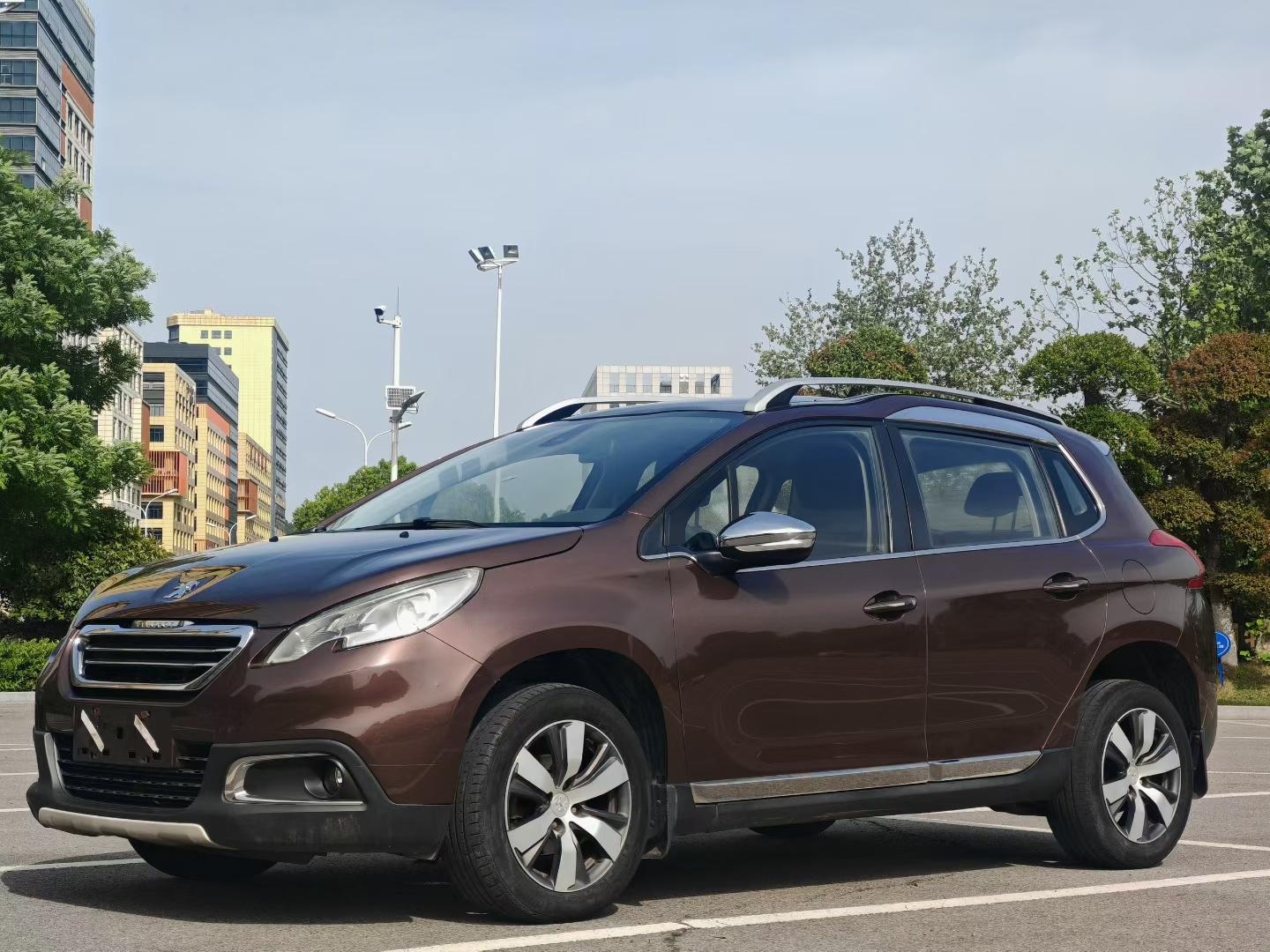 Peugeot 2008 2015 thumb 8