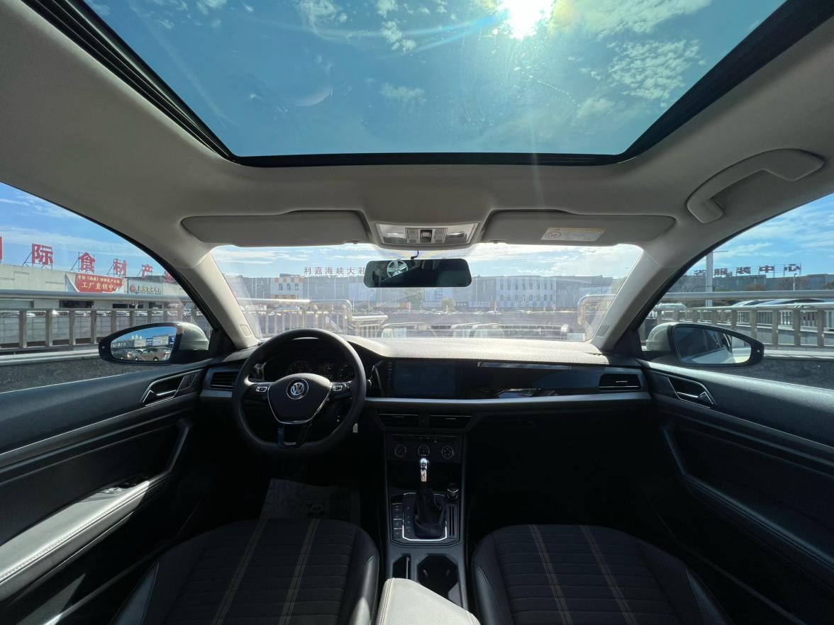 Volkswagen Lavida XR 2019 thumb 4