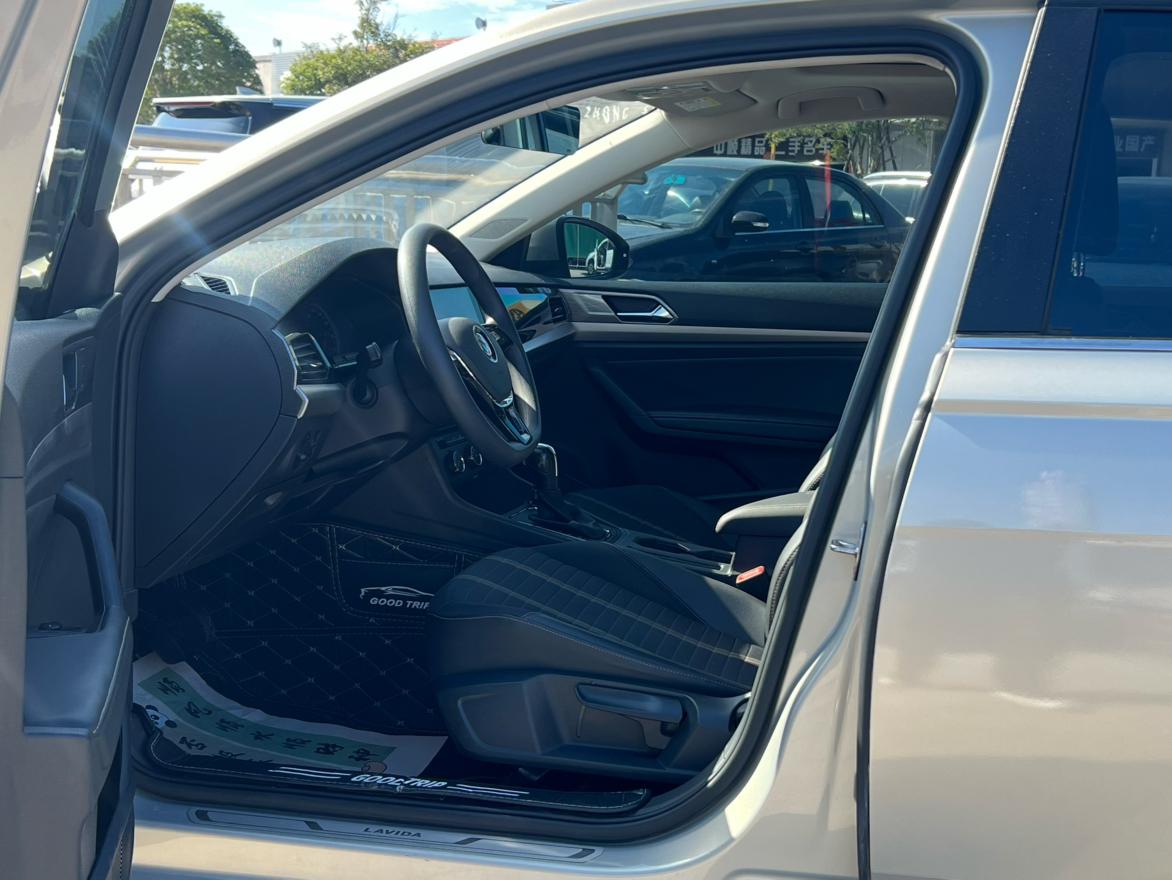 Volkswagen Lavida XR 2019 thumb 8