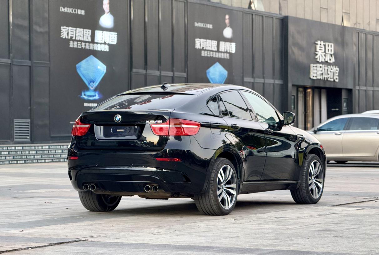 BMW X6 M 2011 thumb 4