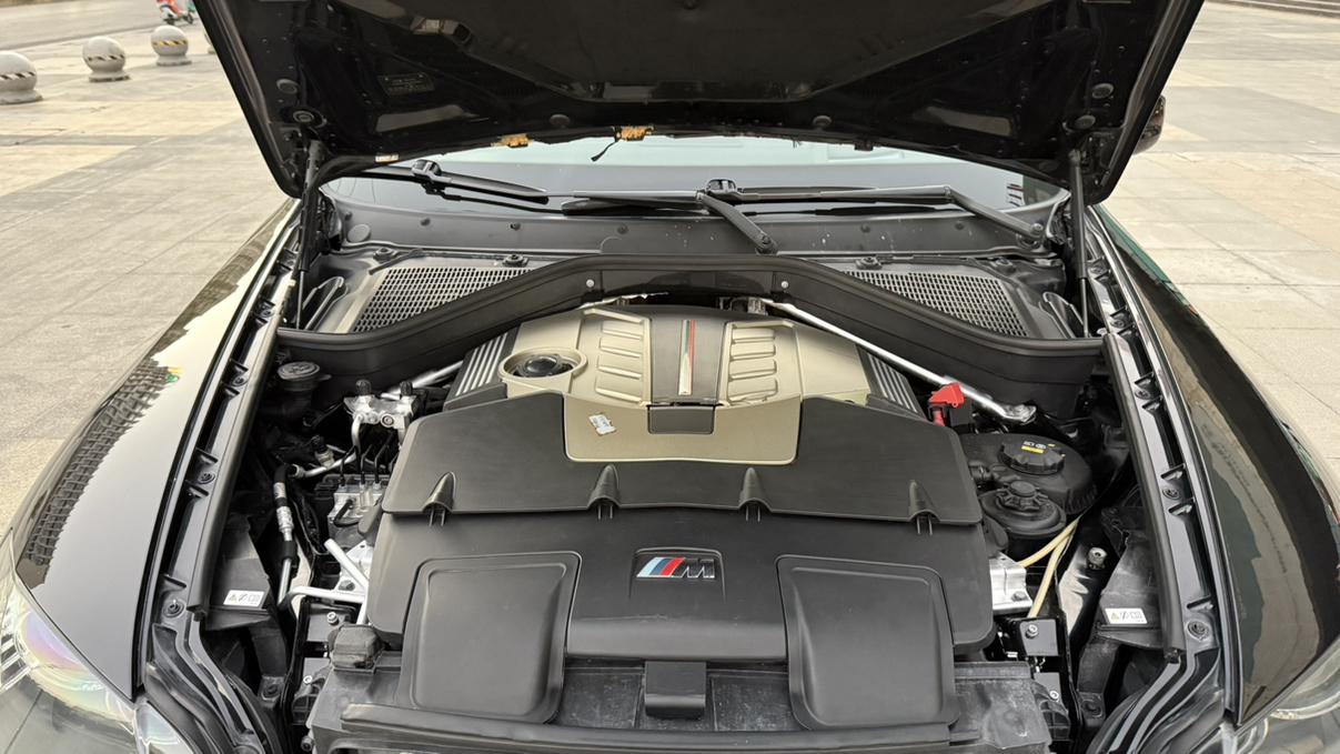BMW X6 M 2011 thumb 5