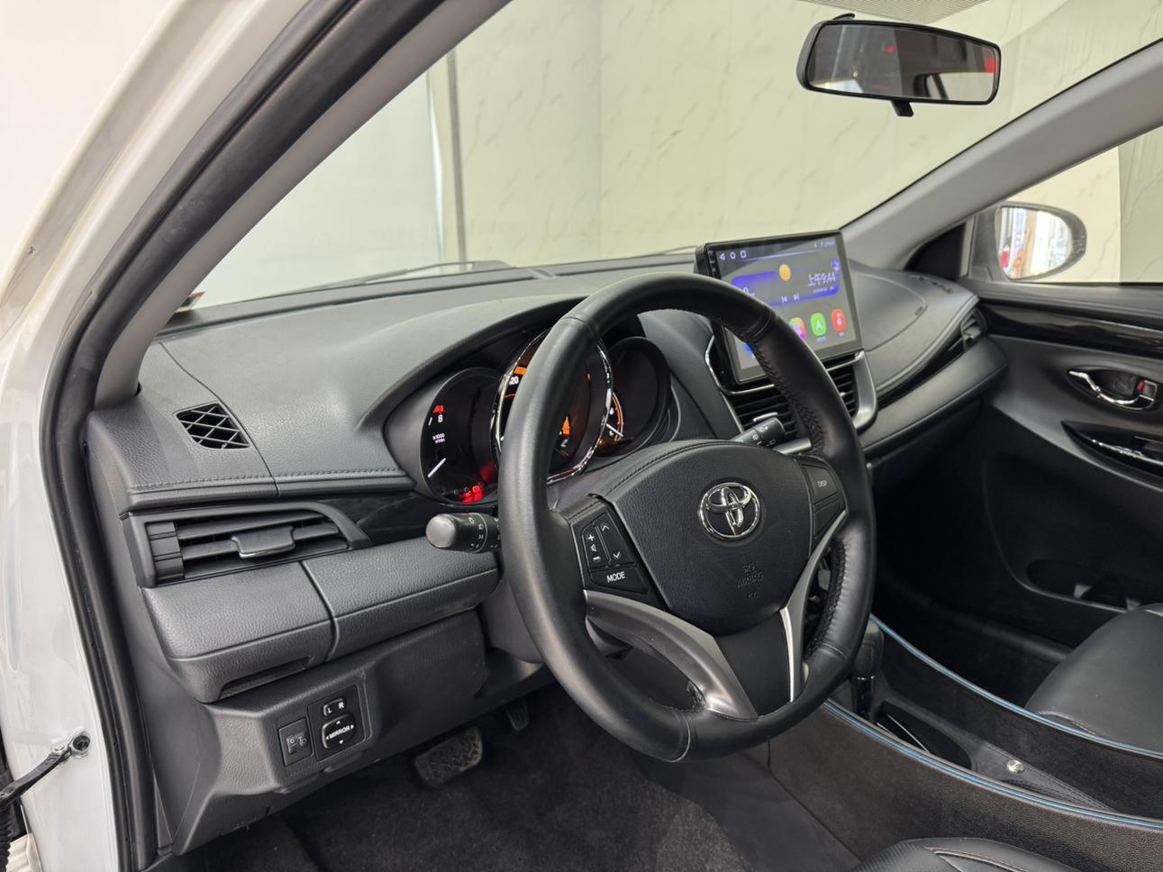 Toyota Yaris 2022 thumb 10