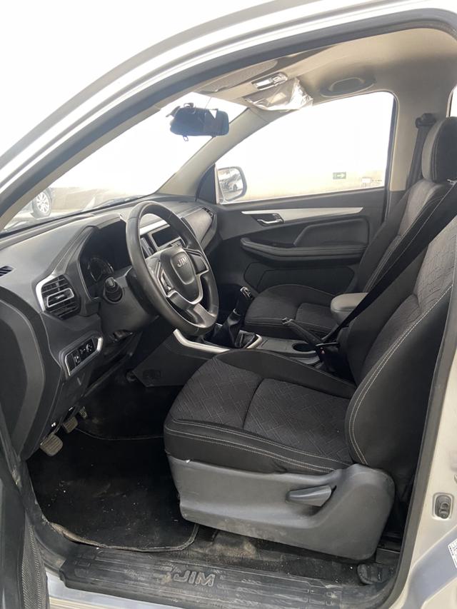 Isuzu RE-MAX 2020 thumb 4