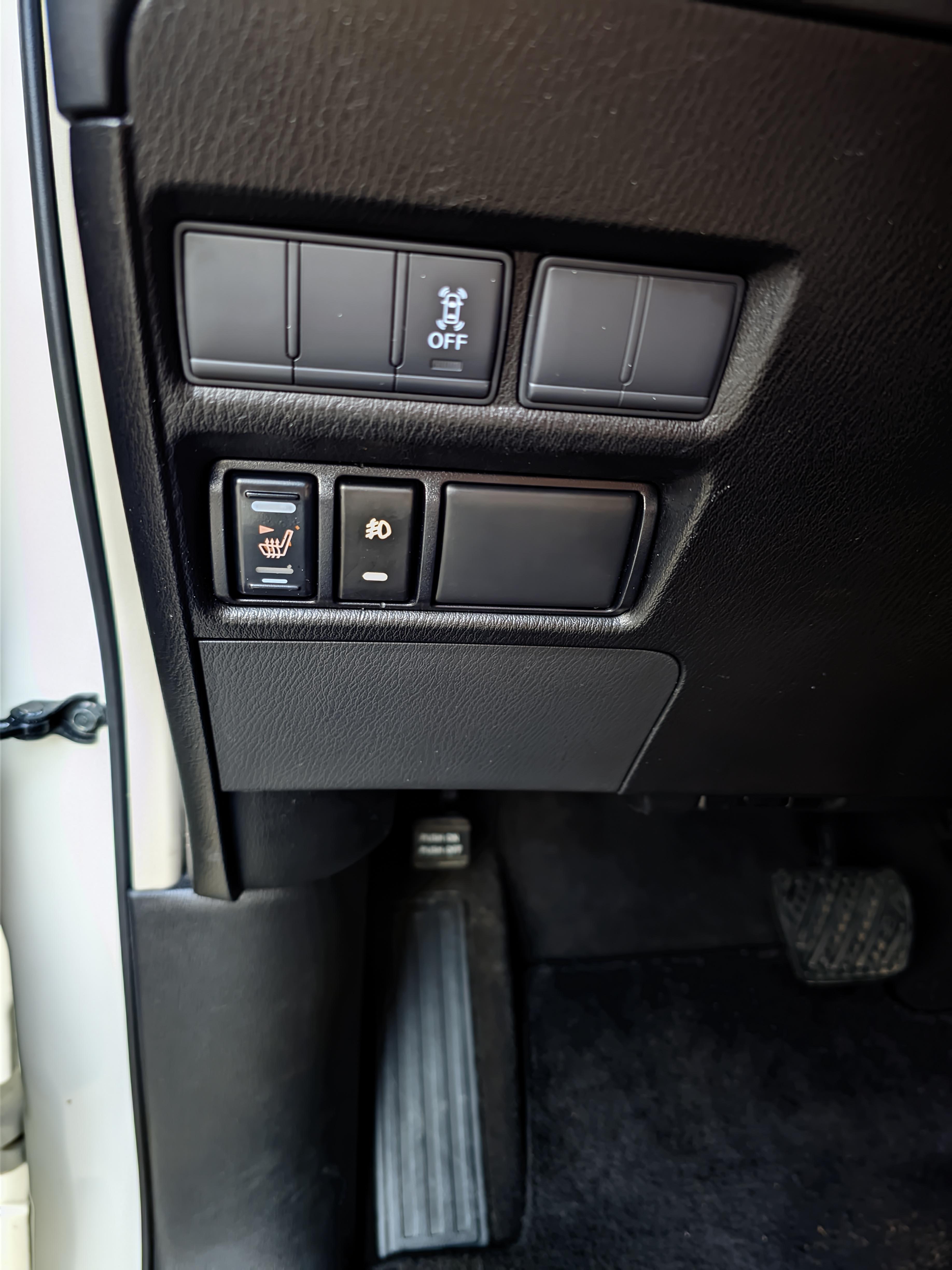 Nissan Patrol 2017 thumb 10