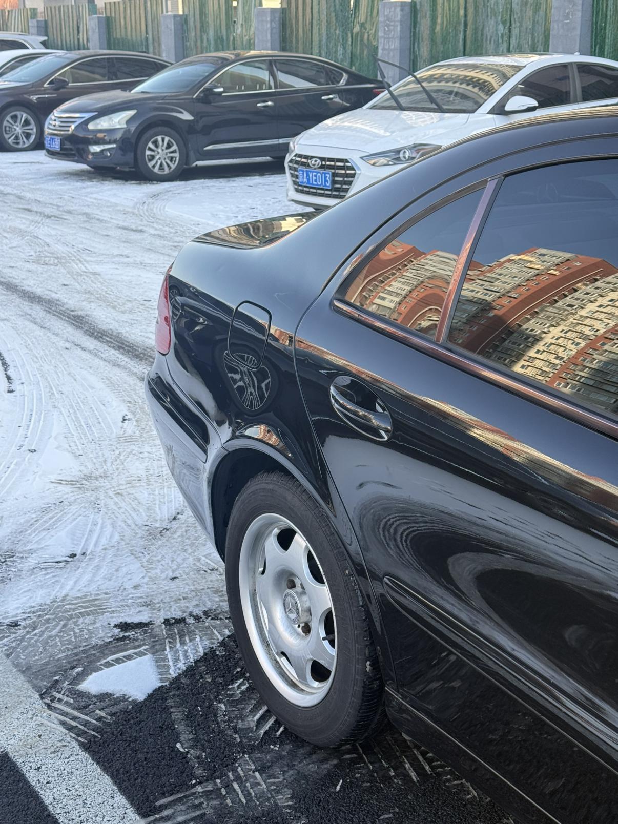 Mercedes-Benz E-Class 2004 thumb 8