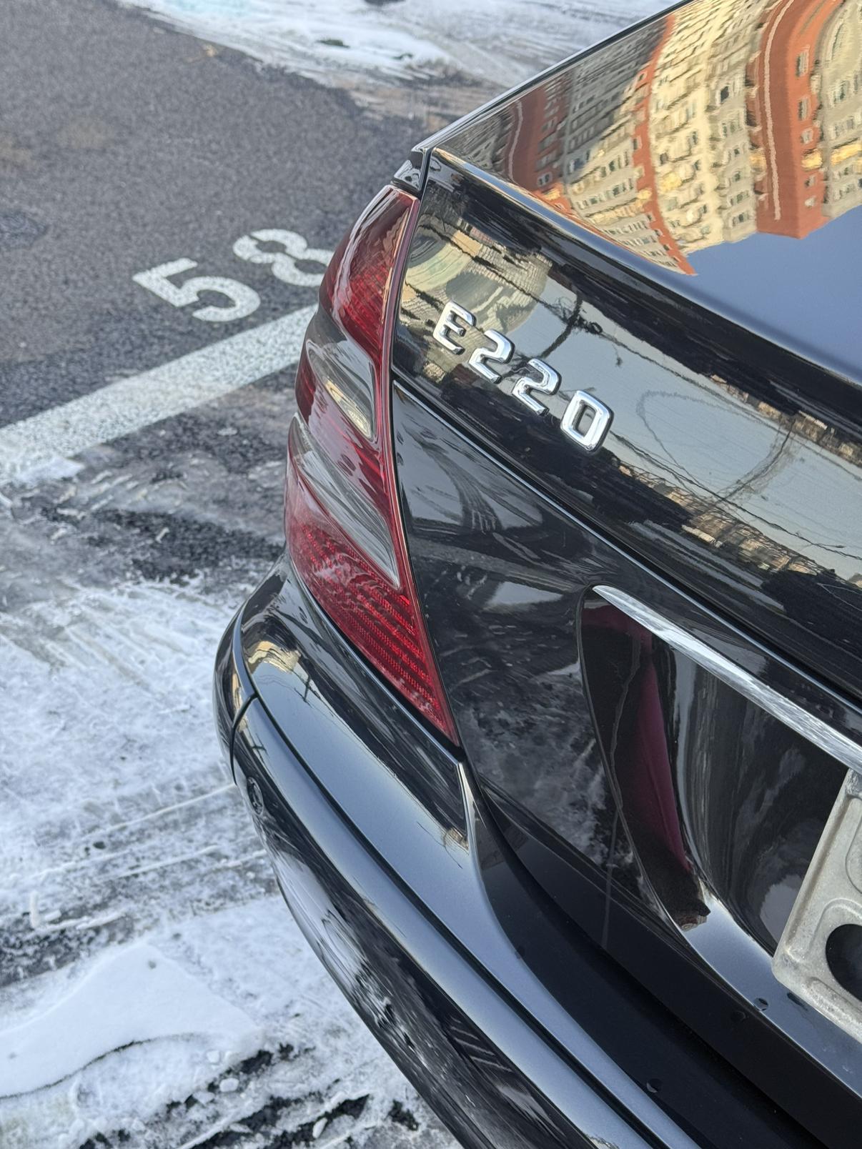 Mercedes-Benz E-Class 2004 thumb 9
