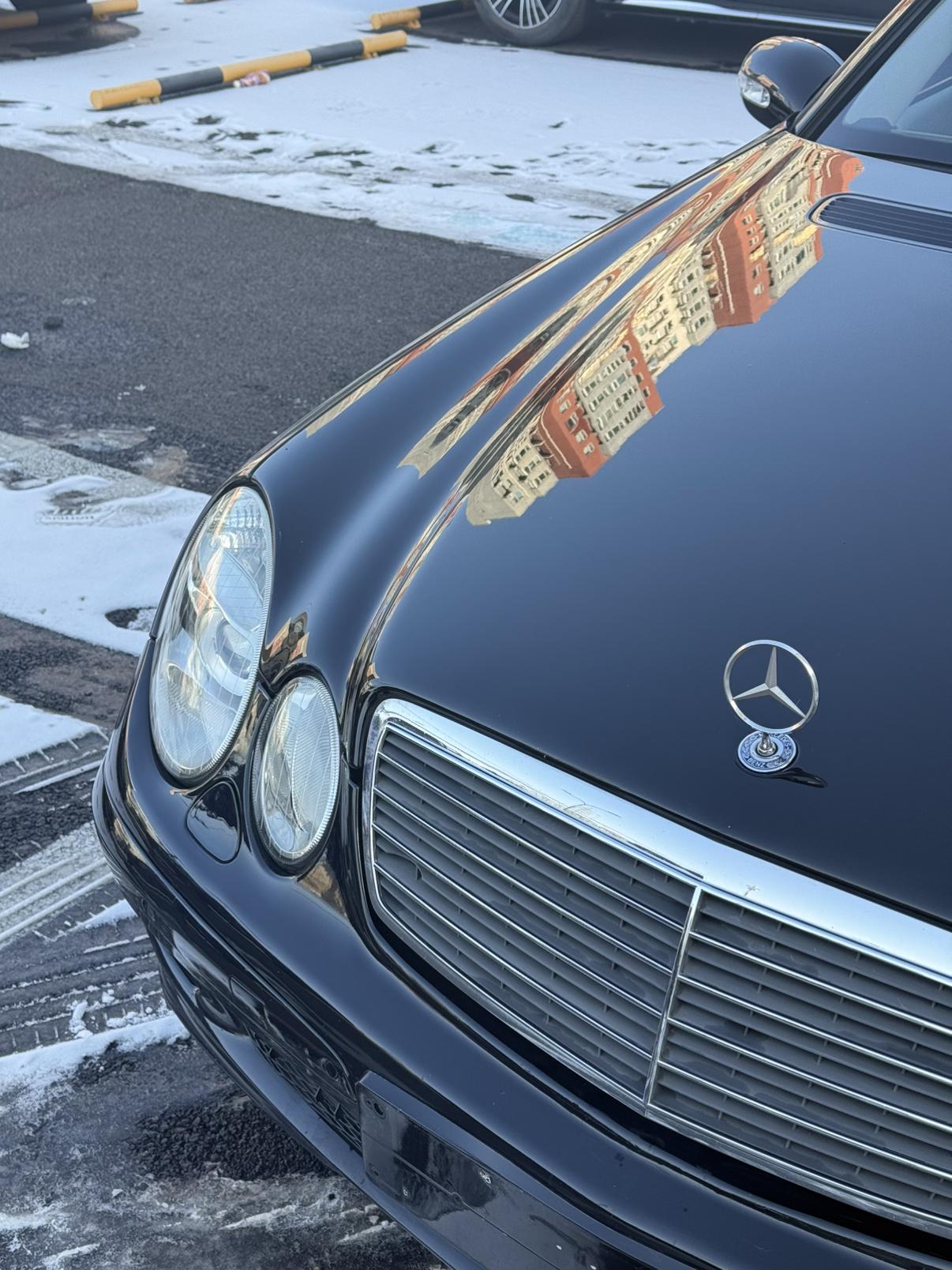 Mercedes-Benz E-Class 2004 thumb 11