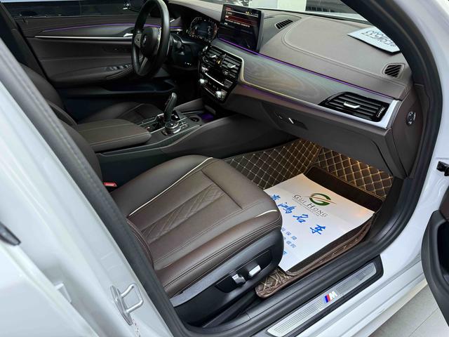 BMW 5 серии 2023 thumb 5