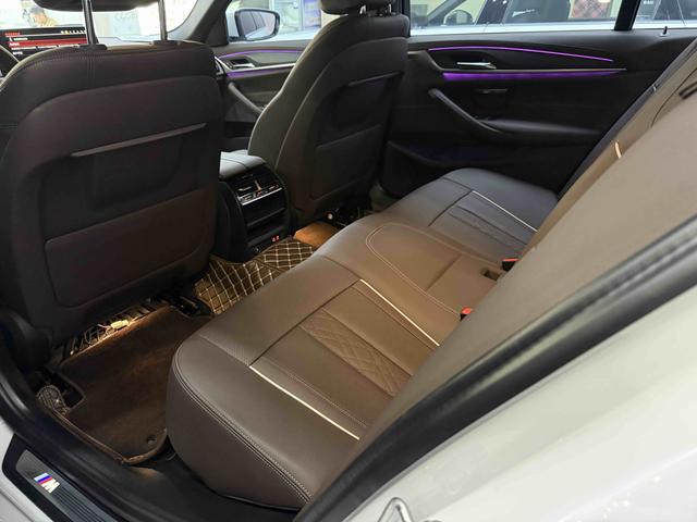 BMW 5 серии 2023 thumb 7