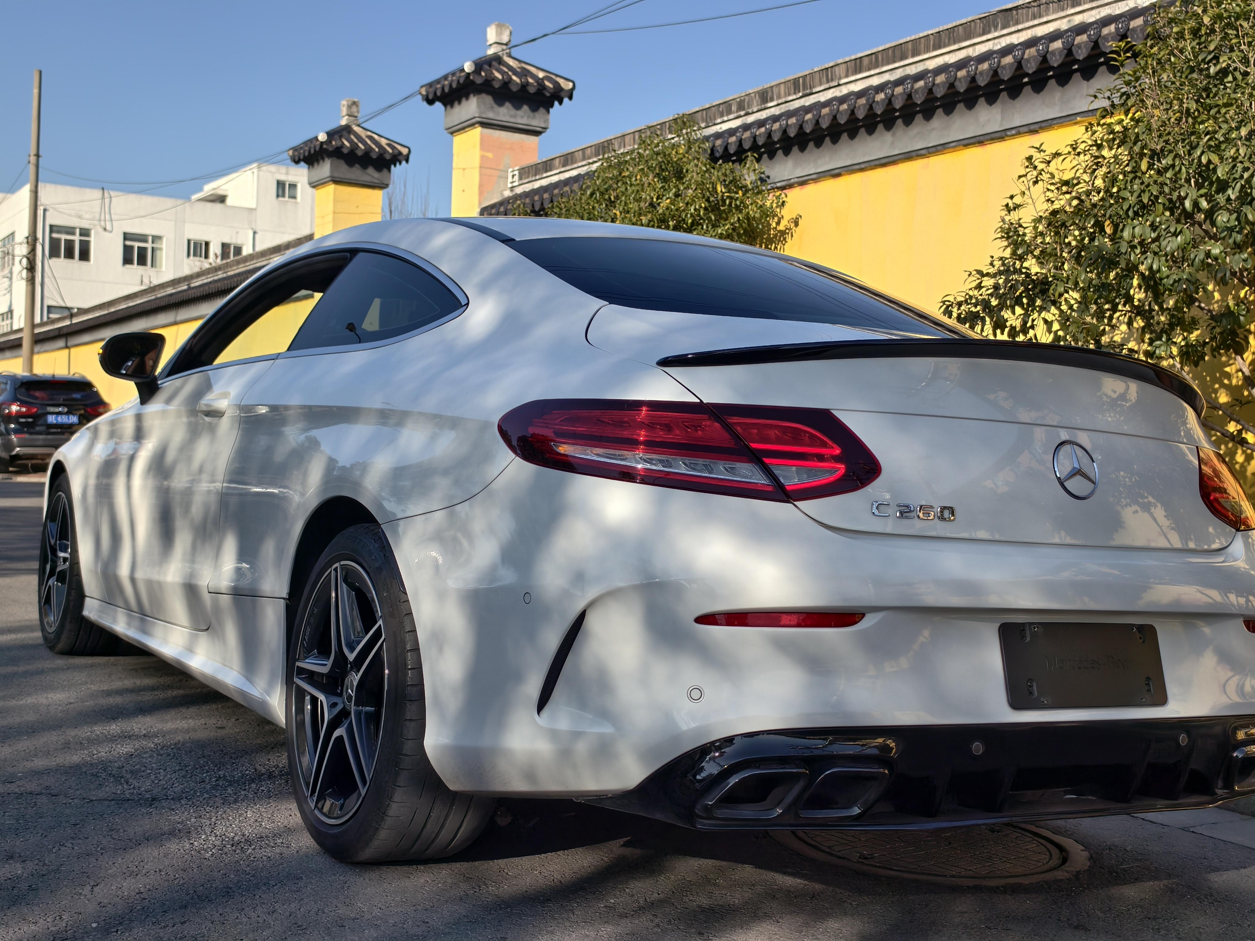 Mercedes-Benz C-Class 2020 thumb 2
