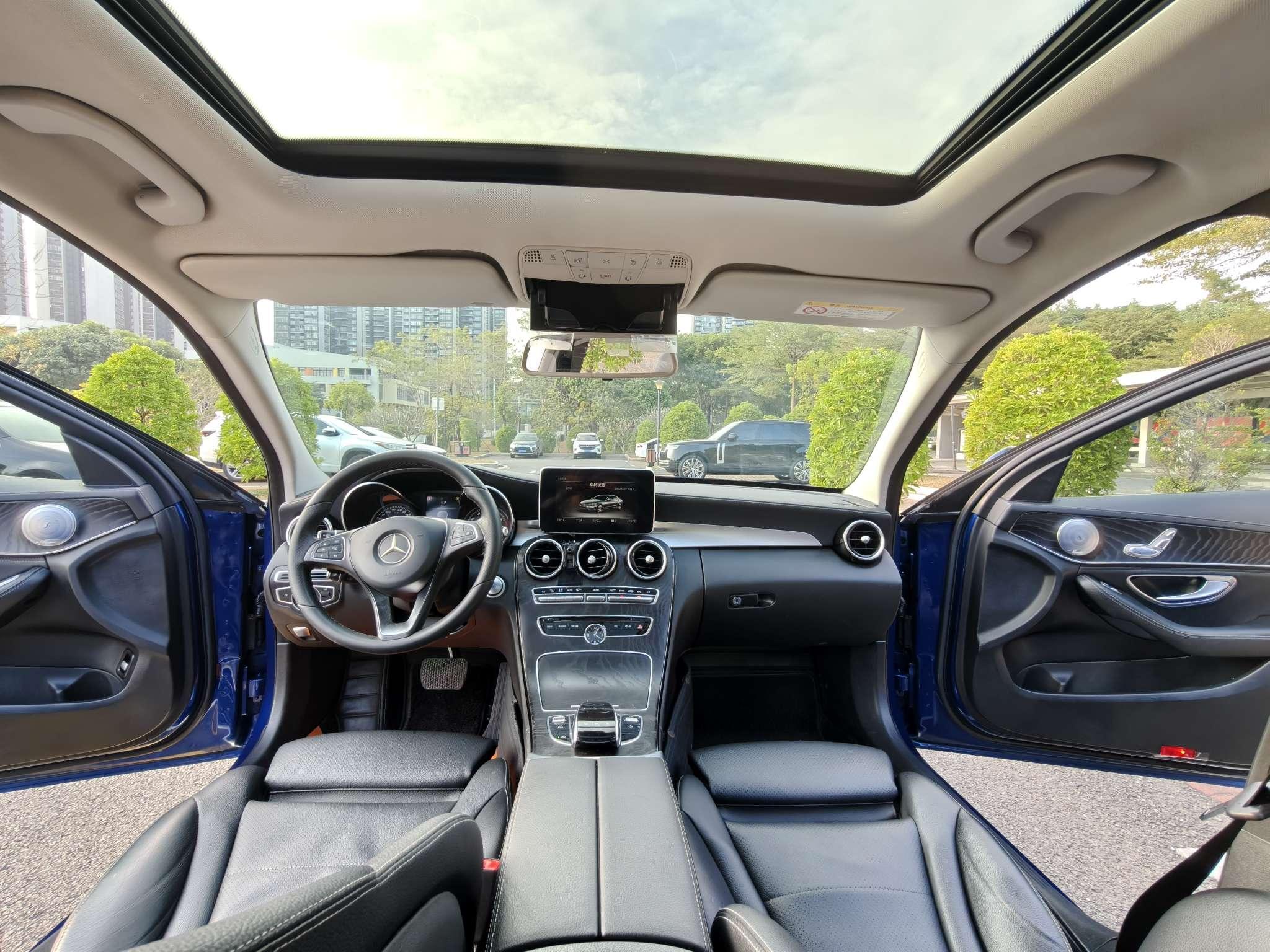 Mercedes-Benz C-Class 2017 thumb 8