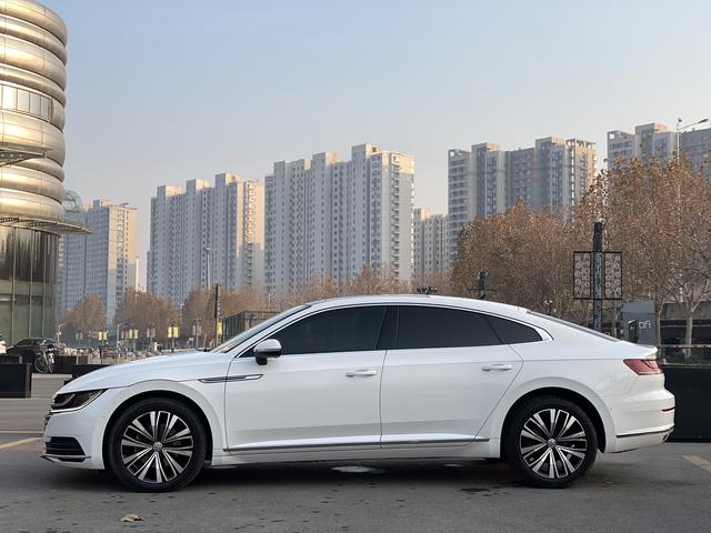 Volkswagen Arteon 2020 thumb 4