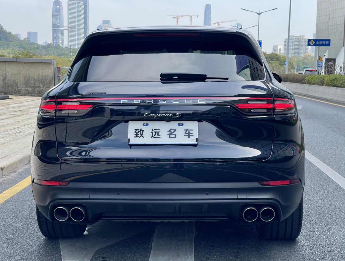 Porsche Cayenne 2019 thumb 2