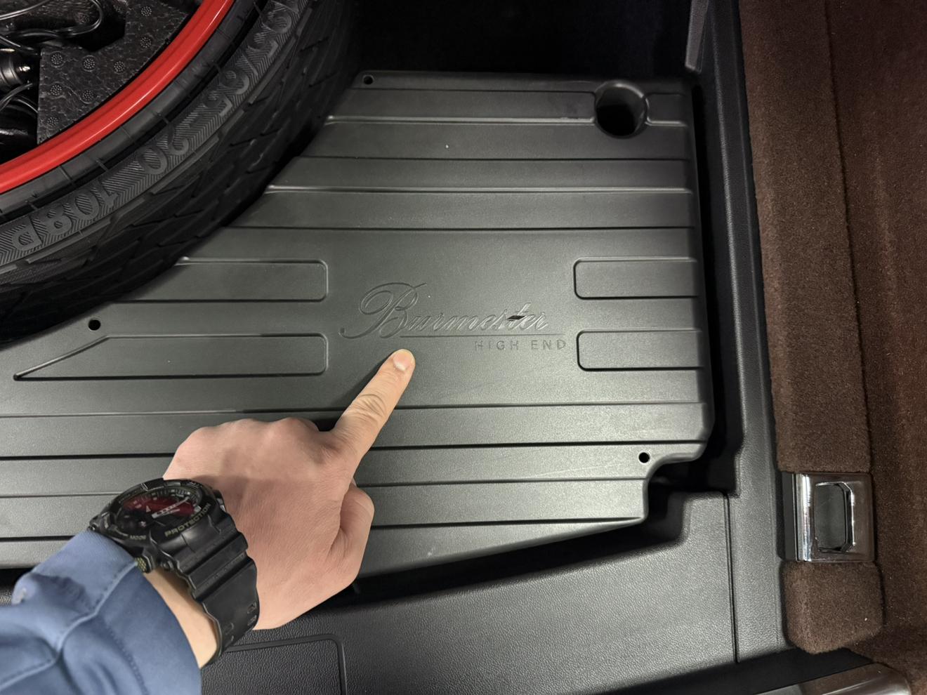 Porsche Cayenne 2019 thumb 12
