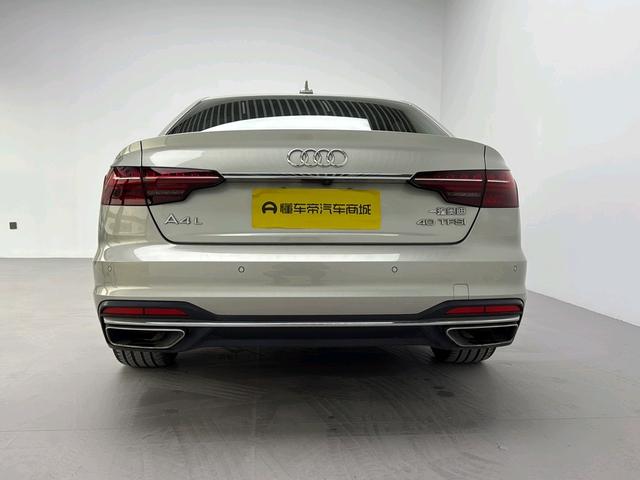 Audi A4 2020 thumb 3