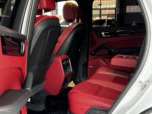 Porsche Cayenne 2019 thumb 3