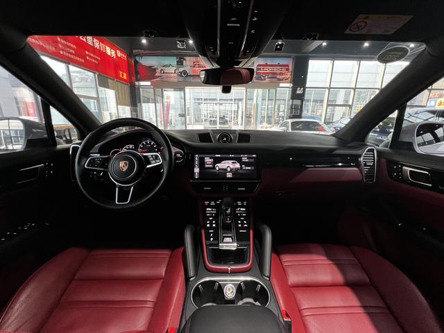 Porsche Cayenne 2019 thumb 4
